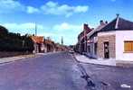 Cpsm Villers Bretonneux (80) Rue D ' Herville , Café De L' Armistice , Pub Butagaz . Ed Cim - Villers Bretonneux