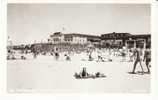 Seaside OR, Beach And Promenade, Aquarium Sign, Swings Teeter-totter, Sun Bathing On C1940s Vintage Real Photo Postcard - Altri & Non Classificati