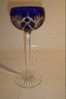 COLLECTION / VERRE A VIN BLANC HAUT SUR PIEDS EN CRISTAL DE COULEUR TAILLE  / PARFAIT ETAT - Glass & Crystal