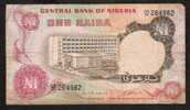 NIGERIA  P15b  1  NAIRA (1973)#DO/45  Signature 2   FINE    NO P.h. - Nigeria