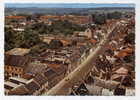 02 - GUISE - Vue Panoramique Rue Sadi Carnot - Bord Dentelé - Excellent état - Guise