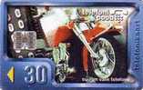 ESTONIE  SUPERBE MOTO ROUGE  PROBABLEMENT HARLEY DAVIDSON - Motorräder