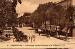 83 DRAGUIGNAN Le Boulevard G Clemenceau Et La Prefecture - Draguignan