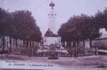 SISSONNE - Le Monument Aux Morts - Sissonne