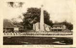 Guinée - Belle CPA Conakry - Le Monument Aux Morts - Guinée