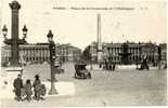 Paris - Place De La Concorde Et L'obélisque "Voitures Et Personnages" - Distretto: 03