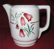 1 Pot A Lait Saint Amand - Motif Fleurs - Saint Amand (FRA)