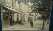 LAMOTTE-BEUVRON.La Grande Rue.Cpa,voyagée,be,belle Animation,devanture Magasin - Lamotte Beuvron