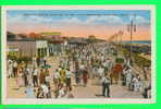 DAYTONA BEACH, FL. - OCEAN PROMENADE - ANIMATED WITH  PEOPLES IN CLOSE UP - R.H. LE SESNE -- - Daytona