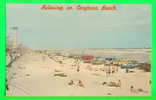 DAYTONA BEACH, FL. - RELAXING ON THE BEACH - ANIMATED OLD CORVETTE & OLD CARS - - Daytona