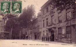 Salon De Provence - Hôtel De Ville Et Cours Gimon - - Salon De Provence