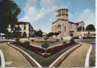 Castelsarrazin - Cathedrale St Sauveur Et Jardin Coeur Du Maire - Castelsarrasin