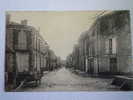 VIC-FEZENSAC  (Gers)  :  Avenue Victor Hugo - Vic-Fezensac