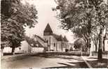 Dun-sur-Auron : L'église Et La Place Des Ormes - Dun-sur-Auron