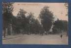 92 HAUTS DE SEINE - CP VANVES - LE BOULEVARD DU LYCEE - G. I. - ANIMEE - CIRCULEE EN 1906 - Vanves