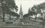 Britain United Kingdom - Edinburgh: Princes St. The Gardens & Scott Monument Postcard [P79] - Midlothian/ Edinburgh