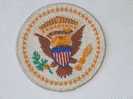 MILITARIA BLASON  ECUSSON EN TISSU AMERICAIN USA  AIGLE  " E PLURIBUS UNUM "  MARINE -- 9.5 CM DE DIAMETRE ETATS UNIS AM - Patches