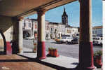 SAUVETERRE De GUYENNE Place De L´hôtel De Ville - Andernos-les-Bains