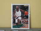 Milwaukée Bucks - F - 94 / 95 ( Carte ) Glenn Robinson - N.B.A .n° 134 . 2 Scannes - Milwaukee Bucks