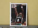 San Antonio Spurs - F - 94/95 ( Carte ) Moses Malone - N.B.A .n° 210 . 2 Scannes - San Antonio Spurs