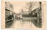 Carte Postale Ancienne Ivry - Inondations. Rue De La Montagne Et Rue Du Parc - Ivry Sur Seine