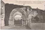 C . P . A   (  IVRY  LA  BATAILLE  " Porte De L'abbaye " Beau Plan- Carte Comme Neuve   ) - Ivry-la-Bataille