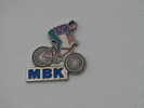 PINS CYCLISTE VTT - MBK - Radsport