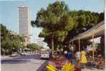 Italie - Cesenatico - Viale Carducci (voitures, Fiat 500) - Cesena