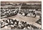 49 CHALONNES    PLACE  DE L'HOTEL DE VILLE ET LE PONT  SUSPENDU  1956 - Chalonnes Sur Loire