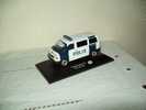 Polizie Nel Mondo "Volkswagen T4" Poliisi--Polis 2000    FIN - Other & Unclassified