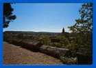 MAZAN. Sarcophages Romains. - Vue Sur Le Village. (C.P.M.) - Mazan