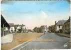 83 - VIC En BIGORRE - Place De La Halle Et Av D'Alsace Lorraine - Scanée Recto Verso - Vic Sur Bigorre