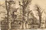 Postal GORHAM ALMSHOUSES. Casas Victorianas - Andere & Zonder Classificatie