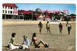 PETANQUE Sur La PLAGE à MARENNES - JEU De BOULE - BOULES - N° 219-3 CLICHE THEOJAC - DOS VISIBLE - Petanca