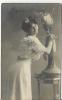 ==Belgie  Foto AKs  Damen ,Ostern ..  1922  Paar Stamps - Briefe U. Dokumente