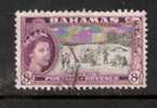 Bahamas - Paradise Beach - Queen Elizabeth II - Scott # 166 - Bahamas (1973-...)