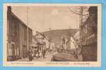 CPA -  CONDAT En FENIERS- La Grande Rue- Animée-  Le Cantal Pittoresque- 15- Cantal - Condat