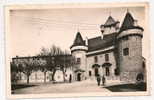 Aubenas (07) : La Place Du Château En 1952 (animée). - Aubenas