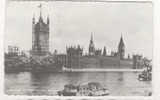 Houses Of Parliament From The Thames, LONDON; Boat; Postée De CRICKLEWOOD; 1964 ; B/TB - River Thames