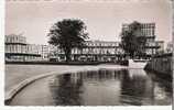 Le HAVRE 76 Le Bassin Du Jardin De L'Hotel De Ville Editions Bellevues Carte Dentelée Véritable Photo - Square Saint-Roch