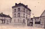 CPA Belle Carte Postale FRANCE PRECURSEUR VILLENEUVE-la-GUYARD L'YONNE L'hôtel De Ville Animée - Villeneuve-la-Guyard