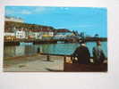 UK -Whitby - The Harbour And West Cliff    F   D64501 - Whitby