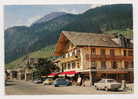 La Chapelle-d'Abondance (74): 2 CV Citroën Devant Hôtel "Les Cornettes" Au Centre Du Village Enété Environ1960 (animée). - La Chapelle-d'Abondance