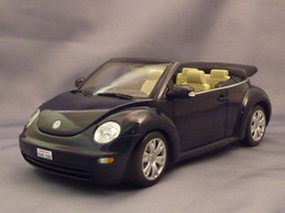 Autoart 825924102, VW New Beetle Cabrio, 1:18 - AutoArt