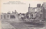 MEUSE.REVIGNY.RUE  DE LA GARE  APRES LE BOMBARDEMENT DU 6 AU 12 SEPTEMBRE 1914..cp Plie Au Centre - Revigny Sur Ornain