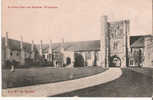 ROYAUME-UNI - ANGLETERRE - WINCHESTER - CPA - N°2068 - St. Cross Gate And Hospital, Winchester - Winchester