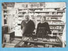 CP -M Et Mme Guyomard- Maison De La Presse -  Faouet - Morbihan- Tabac- Cigarette - Shopkeepers