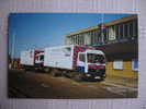 Thème Ferroviaire   1 CPM (GRANDE BRETAGNE)   LONDRES   2 Camions De Secours Déraillement A La Station WEST RUISLIP - Subway