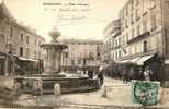 38/  BOURGOIN / PLACE D'ARMES - Bourgoin