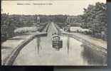 CPA 45-BRIARE- Pont-Canal Sur Le Loiret-Péniche + Petit Personnage-Suit 37 - Briare